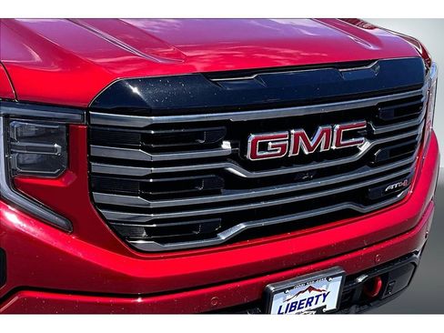 Used 2025 GMC Sierra 1500 AT4 w/ AT4 Premium Package AWD/4WD image 27