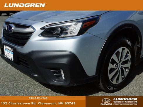 Used 2021 Subaru Outback Premium image 13