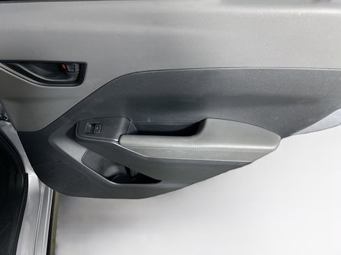 Used 2024 Subaru Crosstrek 2.0i Premium image 29