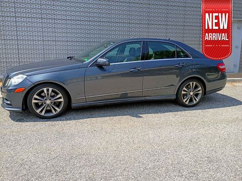 Used 2017 Mercedes-Benz E 300 image 1