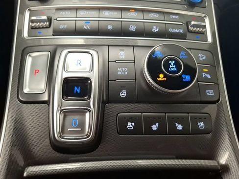 Used 2023 Hyundai Santa Fe Calligraphy AWD/4WD image 29