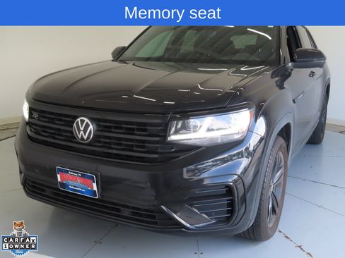 Certified 2023 Volkswagen Atlas Cross Sport SEL R-Line AWD/4WD image 8