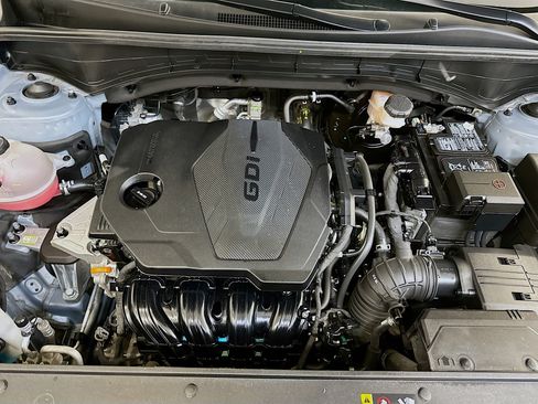 Used 2023 Kia Sorento LX image 34