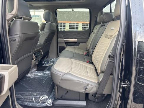 New 2026 Ford F450 Platinum w/ Platinum Plus Package image 10
