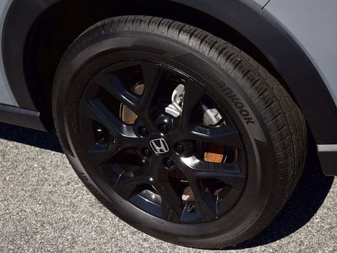 Used 2025 Honda HR-V Sport image 9