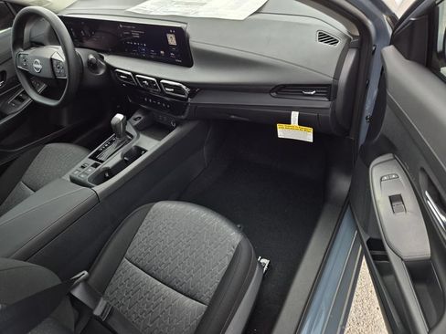 New 2026 Nissan Sentra SV FWD image 7