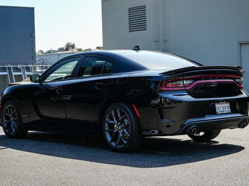Used 2022 Dodge Charger GT w/ Blacktop Package RWD image 4