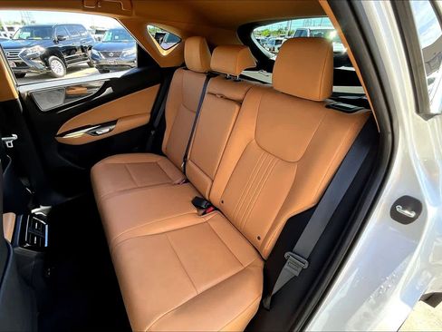 Used 2025 Lexus NX 250 FWD w/ Accessory Package (Z1) image 18