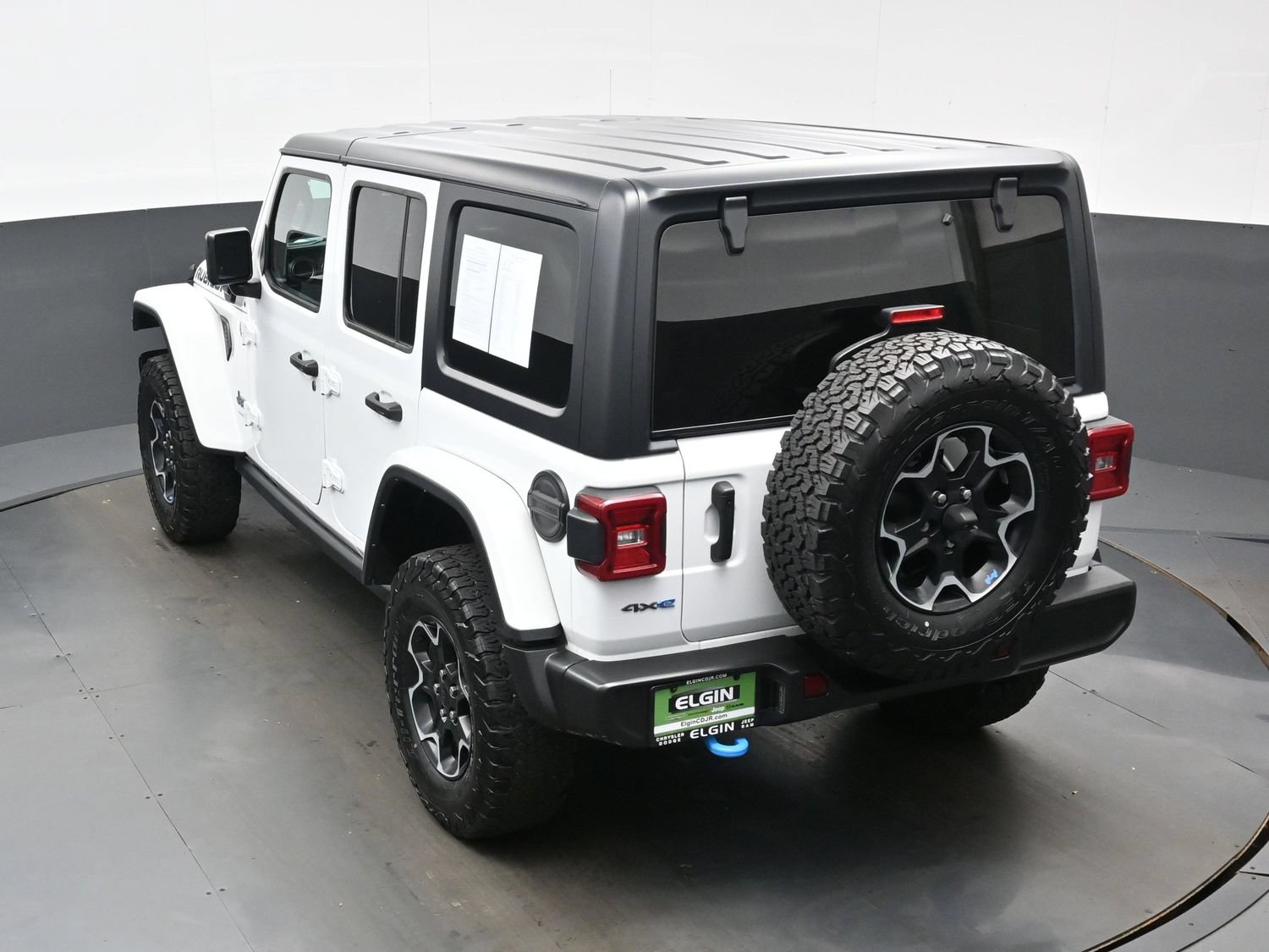 Used 2023 Jeep Wrangler Unlimited Rubicon 4xe AWD/4WD image 36