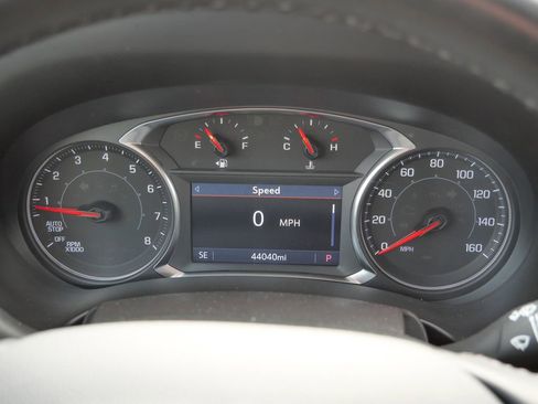 Used 2024 GMC Terrain SLT AWD/4WD image 39