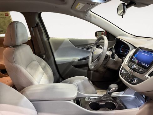 Used 2023 Chevrolet Malibu LT image 16