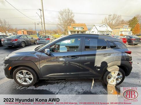 Used 2022 Hyundai Kona SEL AWD/4WD image 2