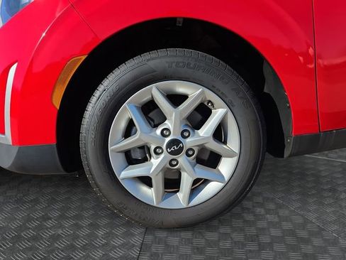 Used 2023 Kia Soul LX w/ Option Group 015 image 32