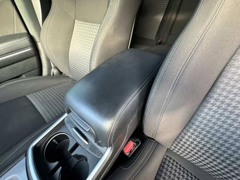 Used 2022 Dodge Charger R/T RWD image 49