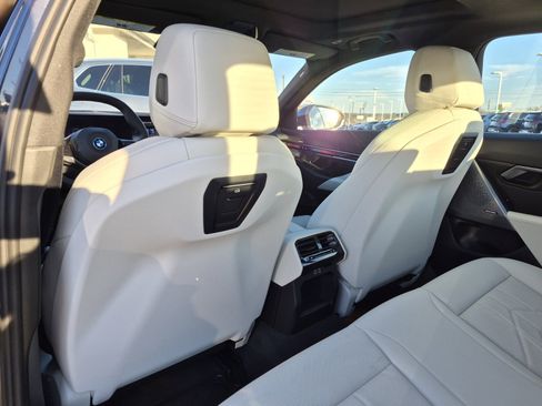 Certified 2024 BMW i5 eDrive40i w/ M Sport Package image 33