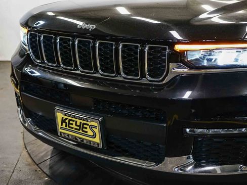 Used 2022 Jeep Grand Cherokee L Limited RWD image 8