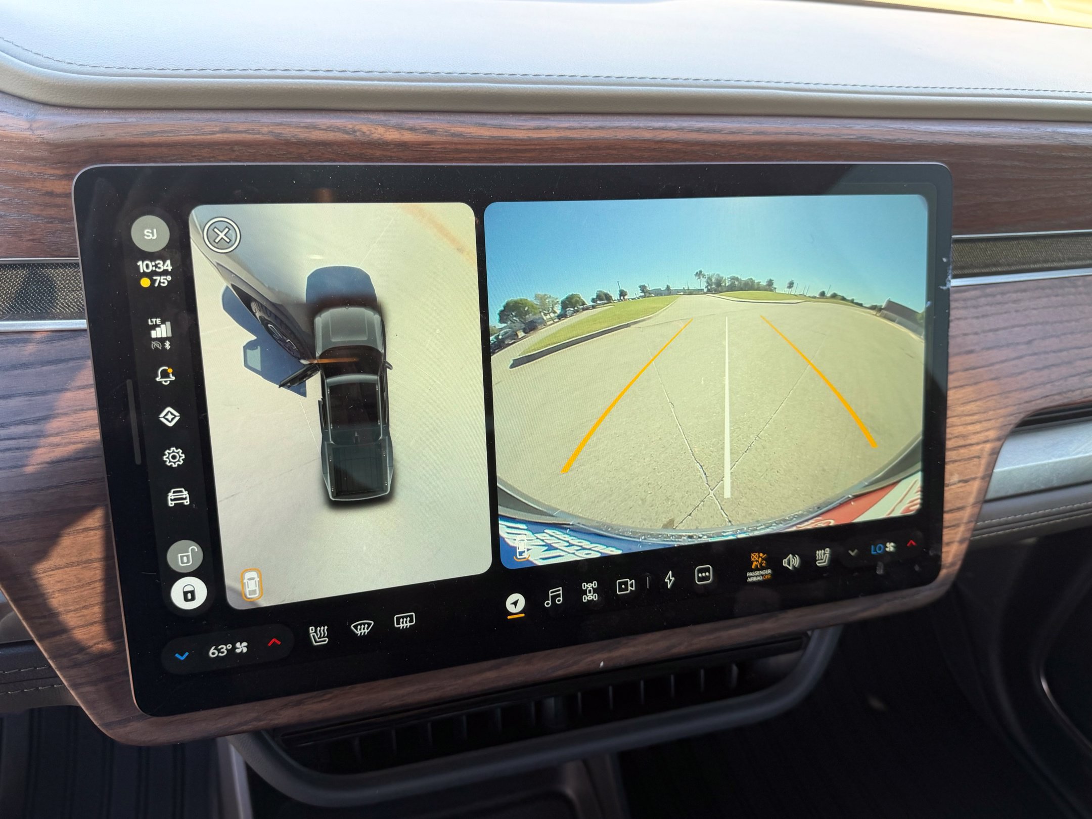 Used 2023 Rivian R1T Adventure Quad AWD/4WD image 19