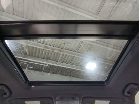 Used 2021 Cadillac XT6 Sport image 40