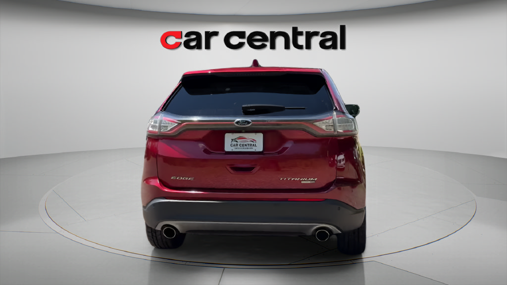 Used 2018 Ford Edge Titanium w/ Equipment Group 301A AWD/4WD image 4