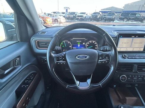 Used 2022 Ford Maverick Lariat image 12