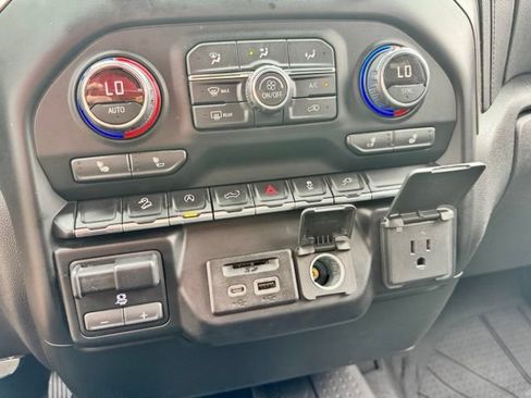 Used 2019 Chevrolet Silverado 1500 LT w/ All-Star Edition AWD/4WD image 21
