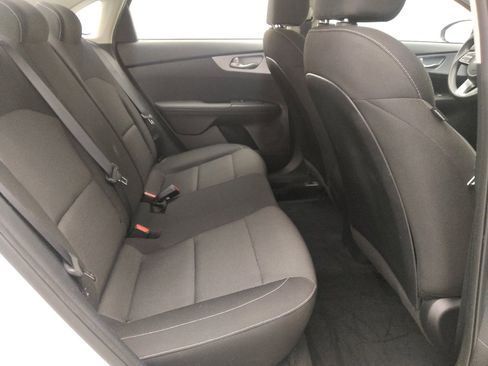 Used 2023 Kia Forte LXS image 19