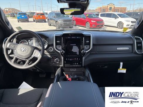 New 2026 RAM 1500 Big Horn AWD/4WD image 10