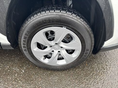 Used 2024 Toyota RAV4 LE image 2