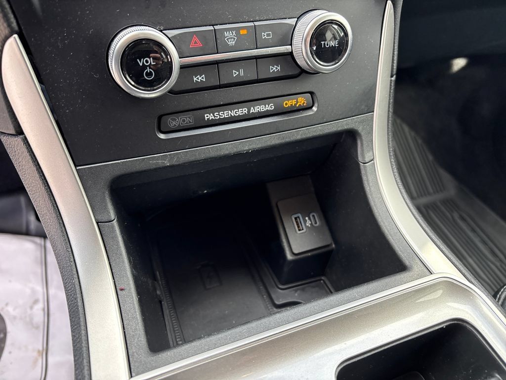 Used 2024 Ford Edge SEL w/ Convenience Package AWD/4WD image 19