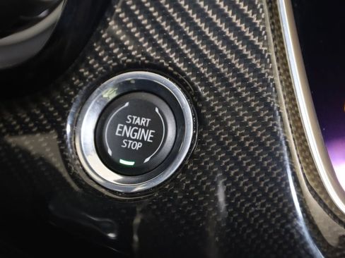 Used 2024 Cadillac XT6 Sport image 34