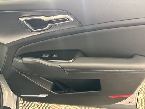 Certified 2023 Kia Sportage SX FWD image 21