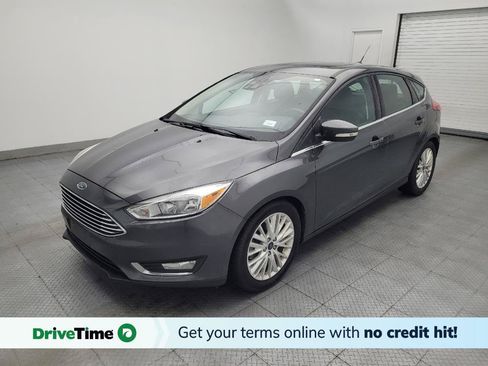 Used 2018 Ford Focus Titanium w/ Titanium Technology Package FWD image 1