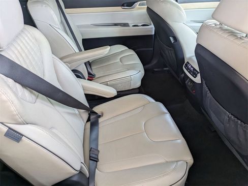 Used 2025 Hyundai Palisade Limited image 31
