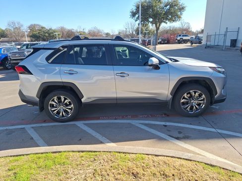 Used 2023 Toyota RAV4 Limited image 7