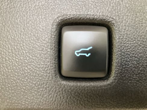 Used 2020 Ford Escape SEL image 29