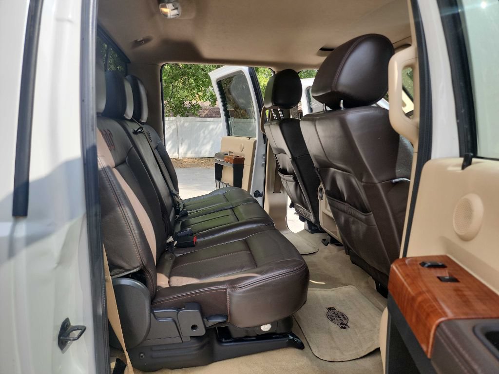 Used 2016 Ford F250 King Ranch w/ FX4 Off-Road Package AWD/4WD image 39