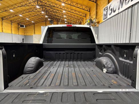 Used 2017 Ford F250 XL w/ Power Equipment Group AWD/4WD image 22