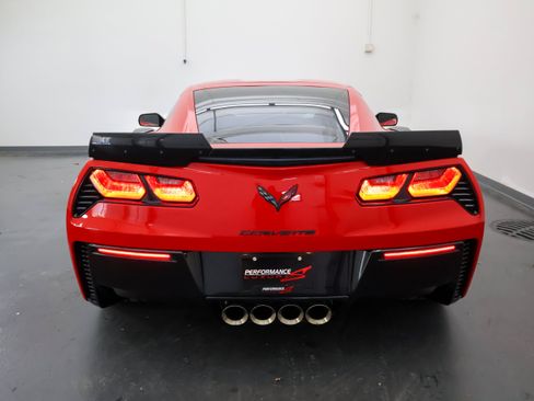 Used 2017 Chevrolet Corvette Grand Sport RWD image 4