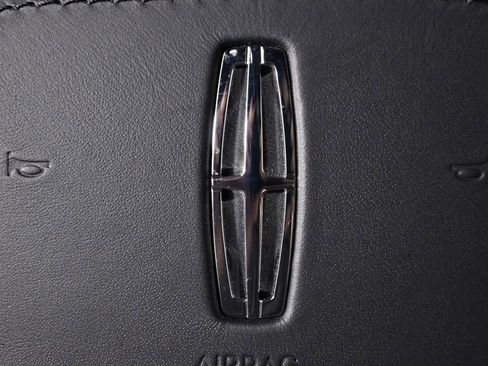 New 2026 Lincoln Navigator Reserve AWD/4WD image 33