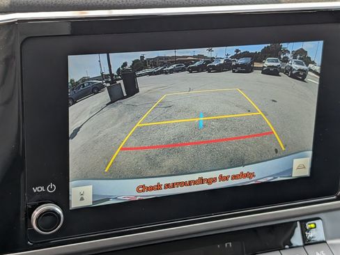 Used 2025 Toyota Camry LE FWD image 6