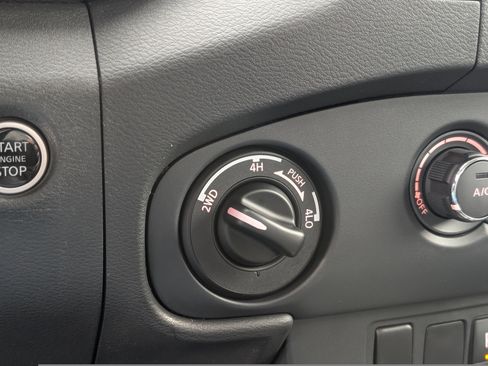 Used 2023 Nissan Frontier S w/ Technology Package image 4