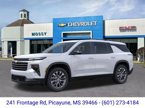 New 2026 Chevrolet Traverse LT w/ Sun and Wheel Package image 2