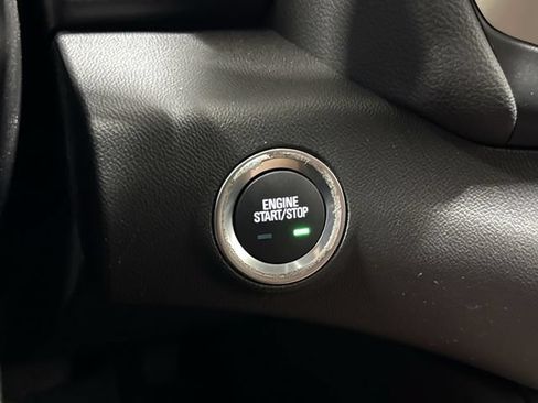 Certified 2024 GMC Terrain SLT w/ Elevation Edition AWD/4WD image 16