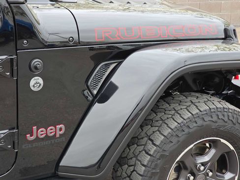 Certified 2022 Jeep Gladiator Rubicon w/ LED Lighting Group image 11