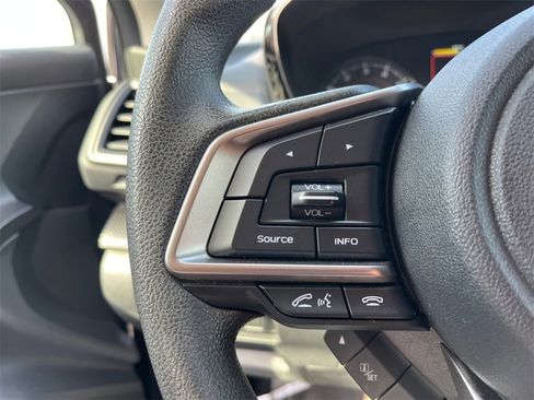 Used 2023 Subaru Crosstrek 2.0i image 25