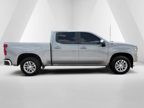 Used 2024 Chevrolet Silverado 1500 LT AWD/4WD image 8