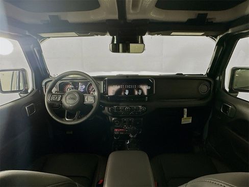 New 2026 Jeep Wrangler Rubicon image 9