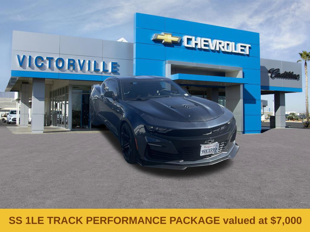 Used 2019 Chevrolet Camaro SS RWD image 3