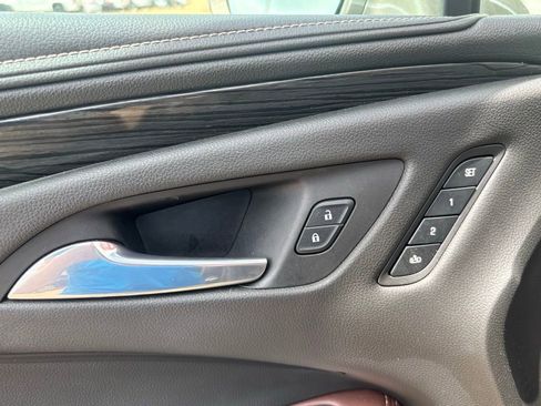 Used 2017 Buick Envision Essence image 9