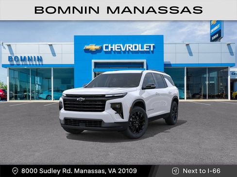 New 2026 Chevrolet Traverse LT w/ Midnight/Sport Edition AWD/4WD image 1